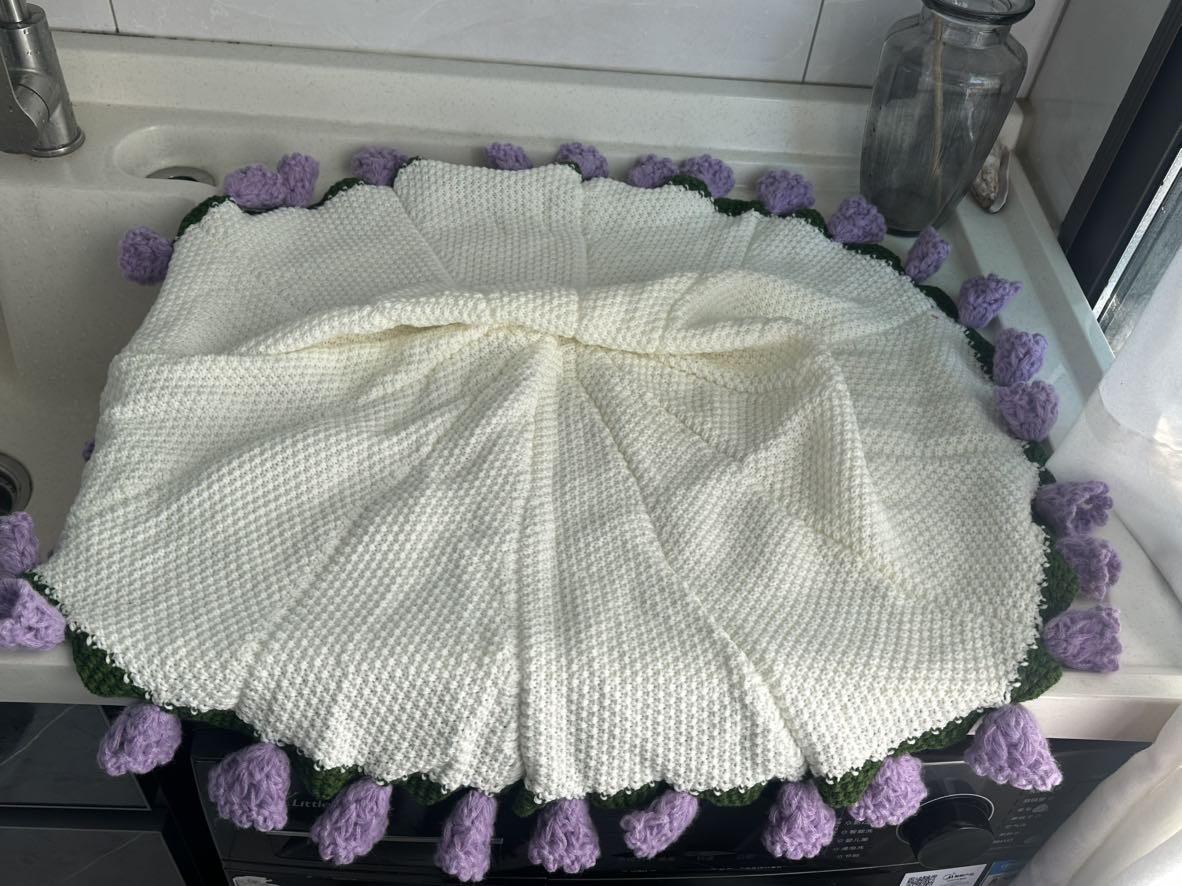 WrapTheLove Finished Flower Bouquet Blanket, Handmade Crochet Rose Bouquet Blanket, Soft Knitted Throw Blanket, Romantic Gift for Birthday, Wedding, Valentine's Day, Mother's Day, Christmas for mum, daughter, girls, and sisters, friends